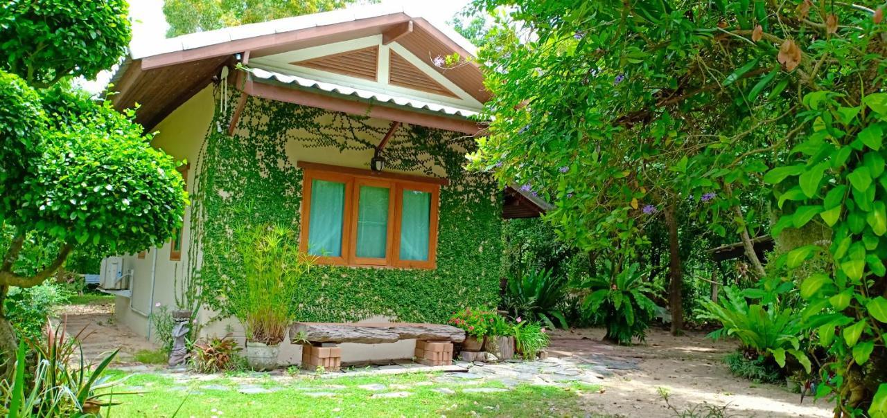 Rai Lung Tui Homestay Prachuap Khiri Khan Exterior foto